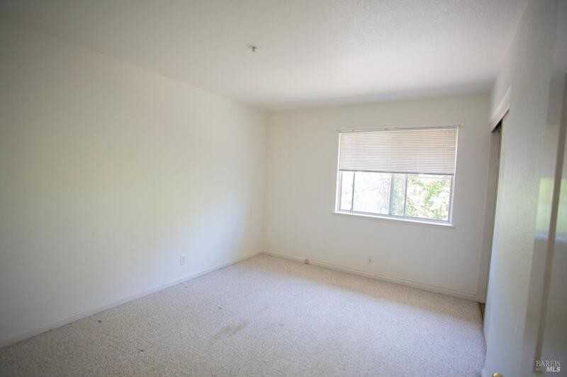 1549 Monarch Pl - Photo 6 of 11