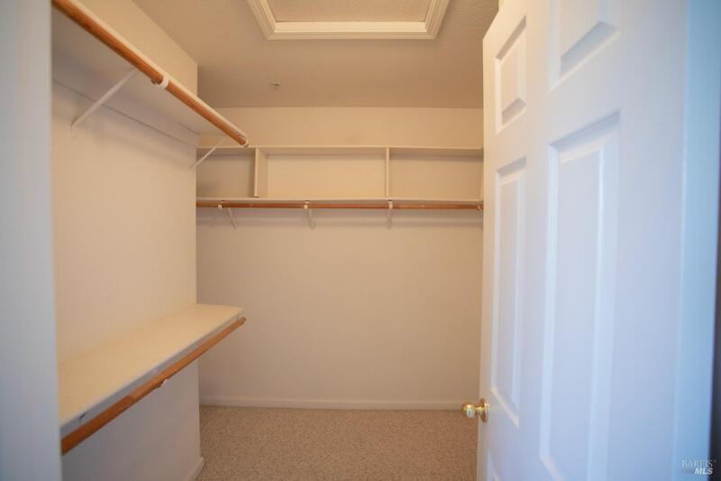 1549 Monarch Pl - Photo 7 of 11