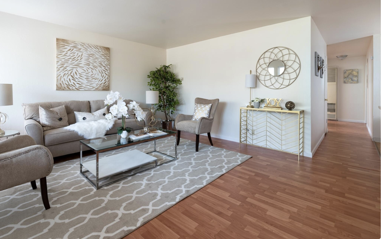 4031 Park Center Ln #B - Photo 5 of 27