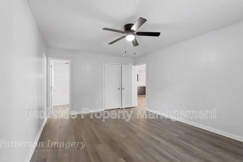 1217 Longpoint Dr - Photo 3 of 17