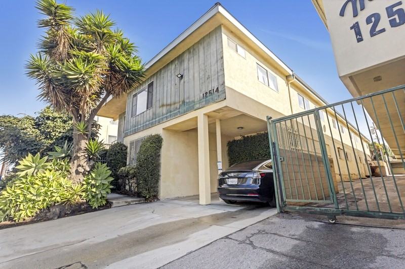12514 Culver Blvd - Photo 2 of 19
