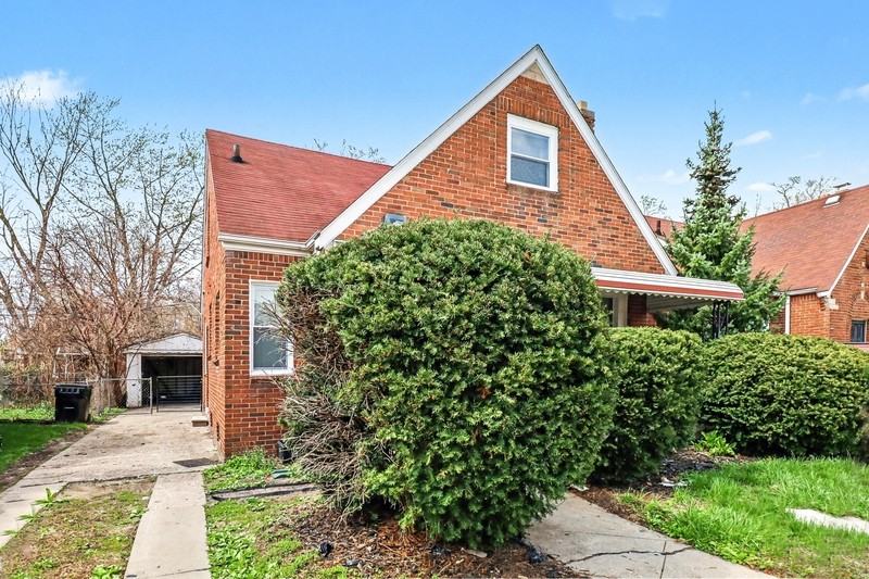 16605 Freeland St - Photo 4 of 26