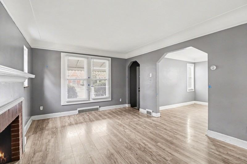 16605 Freeland St - Photo 6 of 26