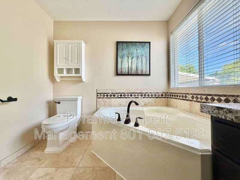 4772 Ws - Photo 4 of 29