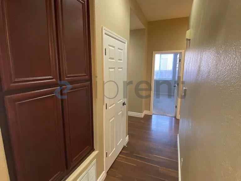 4591 Mount Bachelor Dr - Photo 5 of 14