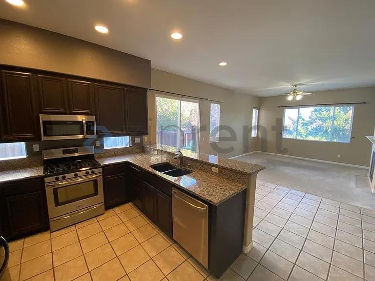 4591 Mount Bachelor Dr - Photo 6 of 14