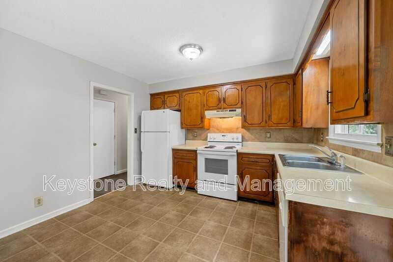 3445 Arvin Dr - Photo 5 of 16