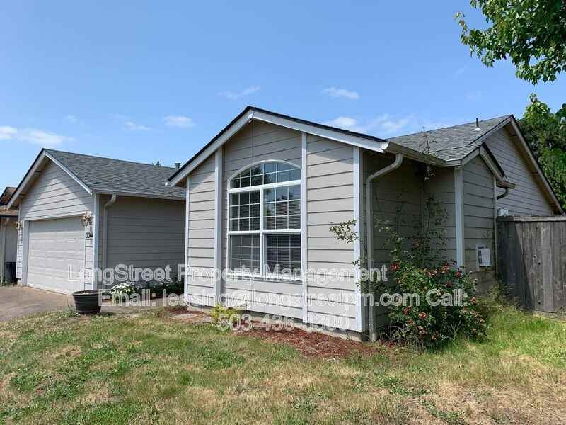 3044 Ne Glacier Way - Photo 2 of 27