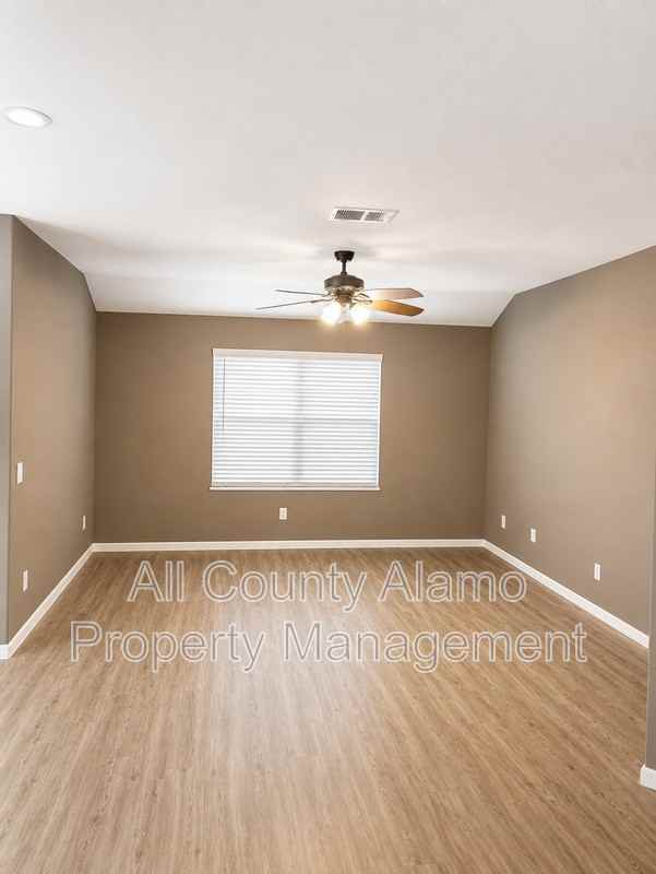 4327 Southolme - Photo 6 of 29