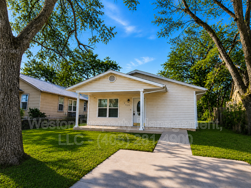 416 E Washington St - Photo 2 of 23