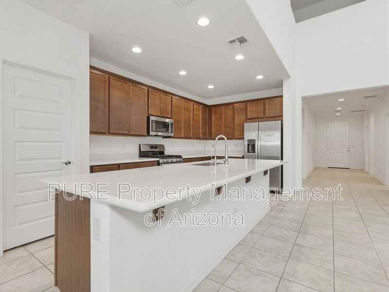 5177 N 87th Dr - Photo 7 of 35