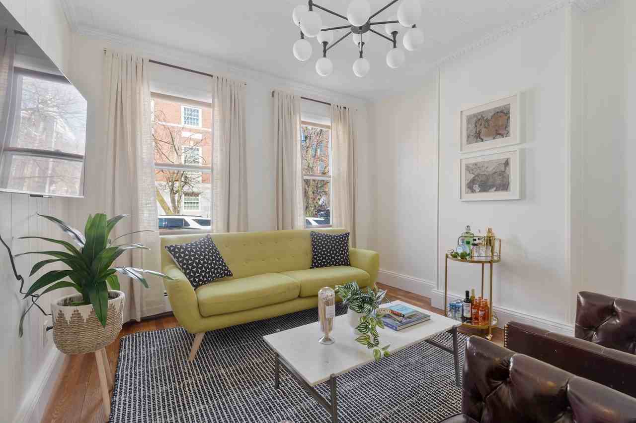 56 Spring St - Photo 2 of 13