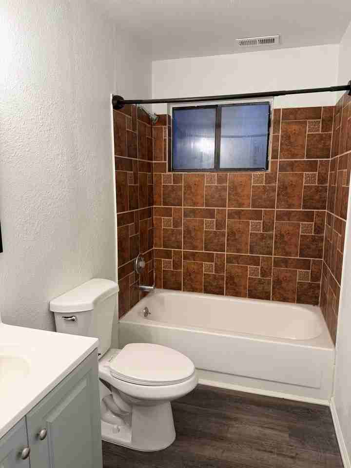 215 S 1400 W #215 - Photo 4 of 7