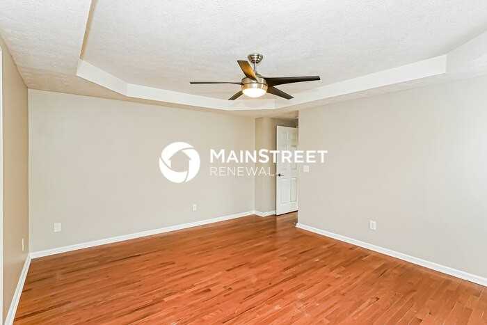 1919 Waterford Dr - Photo 6 of 17