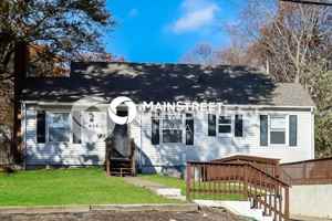 featured image of 636 Sunset Ave