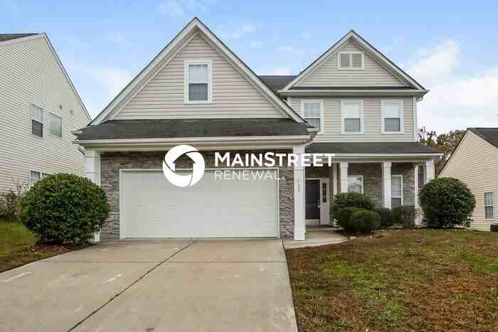 823 Reigate Rd - Photo 2 of 16