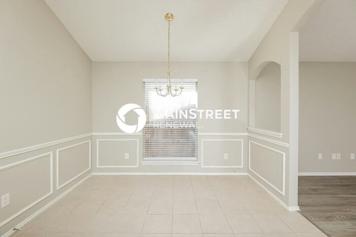 8645 Fountainview Ter - Photo 6 of 15