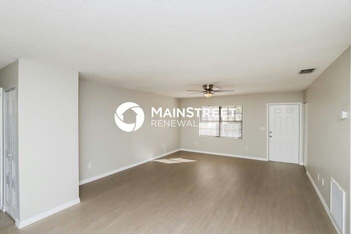 1077 San Rafael Rd Sw - Photo 6 of 16