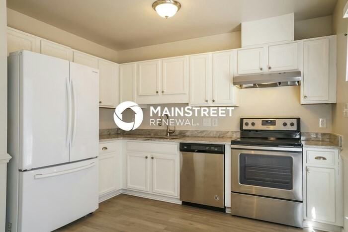 813 Lusterleaf Pl - Photo 6 of 16