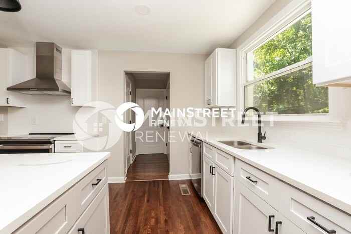 63 Whitsett Rd - Photo 7 of 16