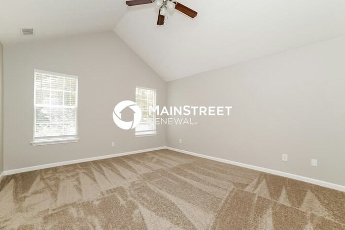 220 Bay Cove Ct - Photo 5 of 18