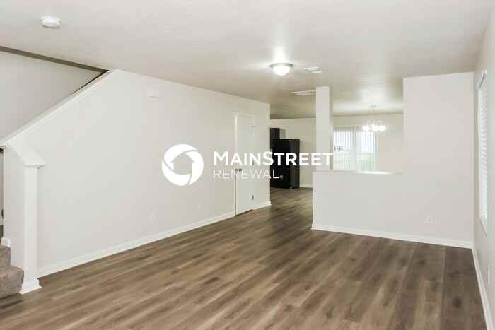 123 Farmington Dr - Photo 4 of 17