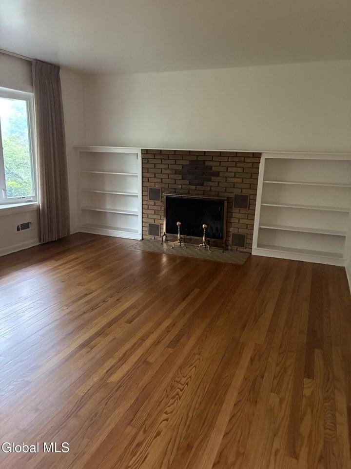 3 Northgate Dr - Photo 5 of 21