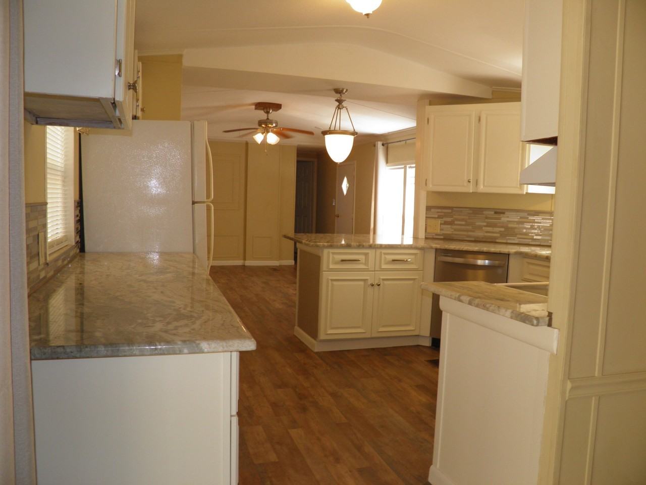 810 Gibson Rd - Photo 2 of 35