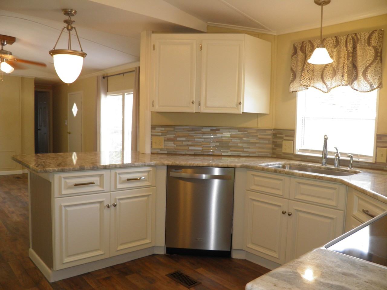810 Gibson Rd - Photo 3 of 35