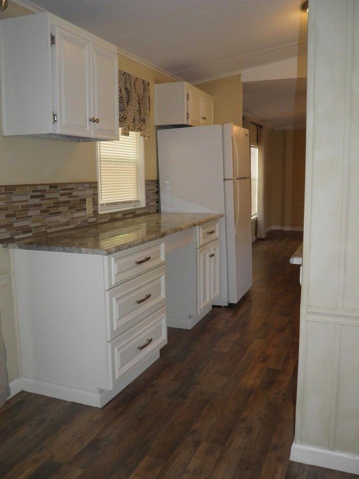 810 Gibson Rd - Photo 5 of 35