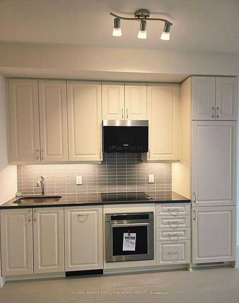 38 Annie Craig Drive - Photo 3 of 9