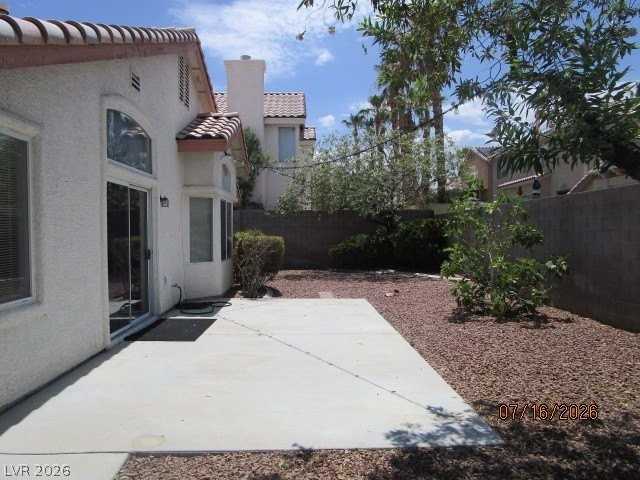 2345 Queen Bee Ct - Photo 5 of 22