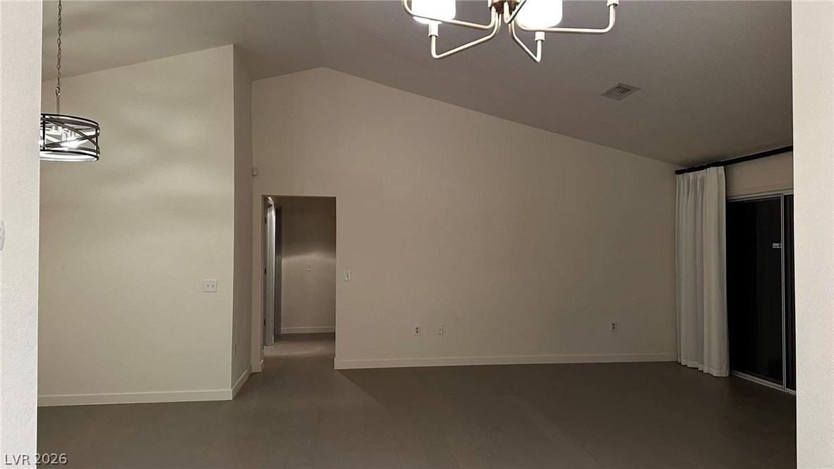 2716 Legend Dr - Photo 3 of 24