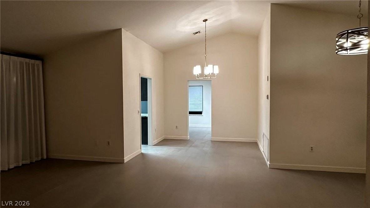 2716 Legend Dr - Photo 4 of 24