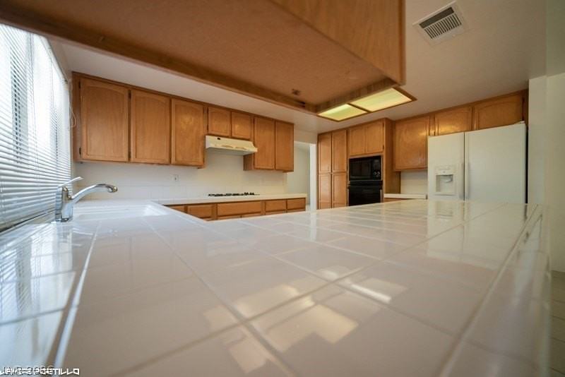 910 Hollowbluff Ave - Photo 7 of 31