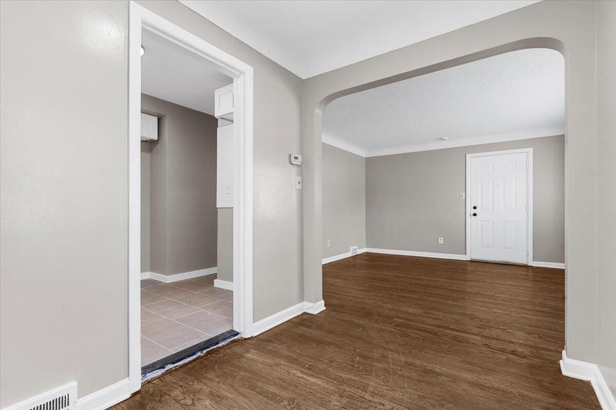 18760 Faust Ave - Photo 6 of 17