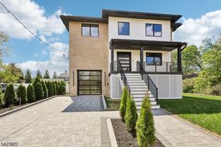 51 Albany Ave - Photo 1 of 1