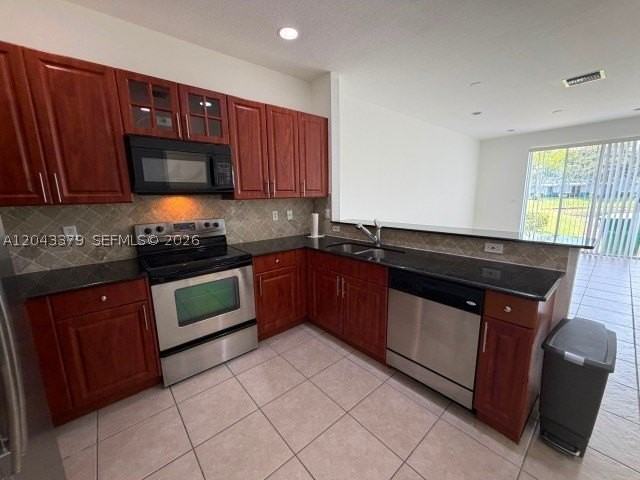 3595 Nw 13th St #3595 - Photo 3 of 12