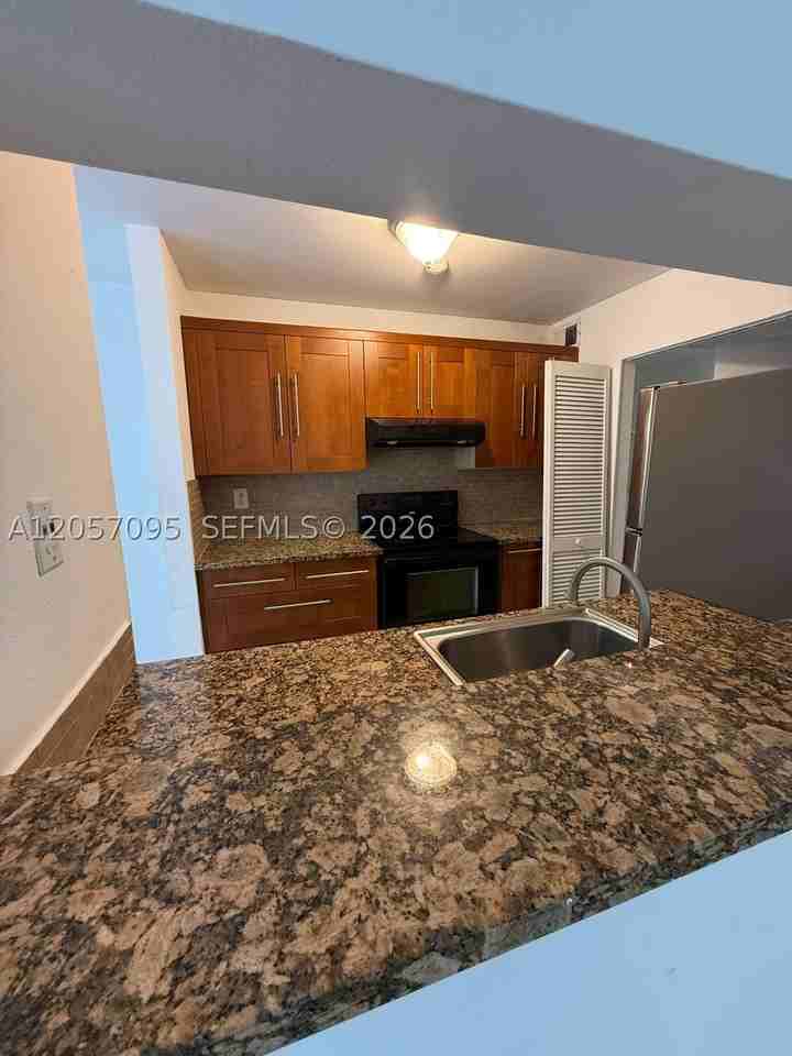 3982 Nw 87th Ave #3982 - Photo 7 of 26