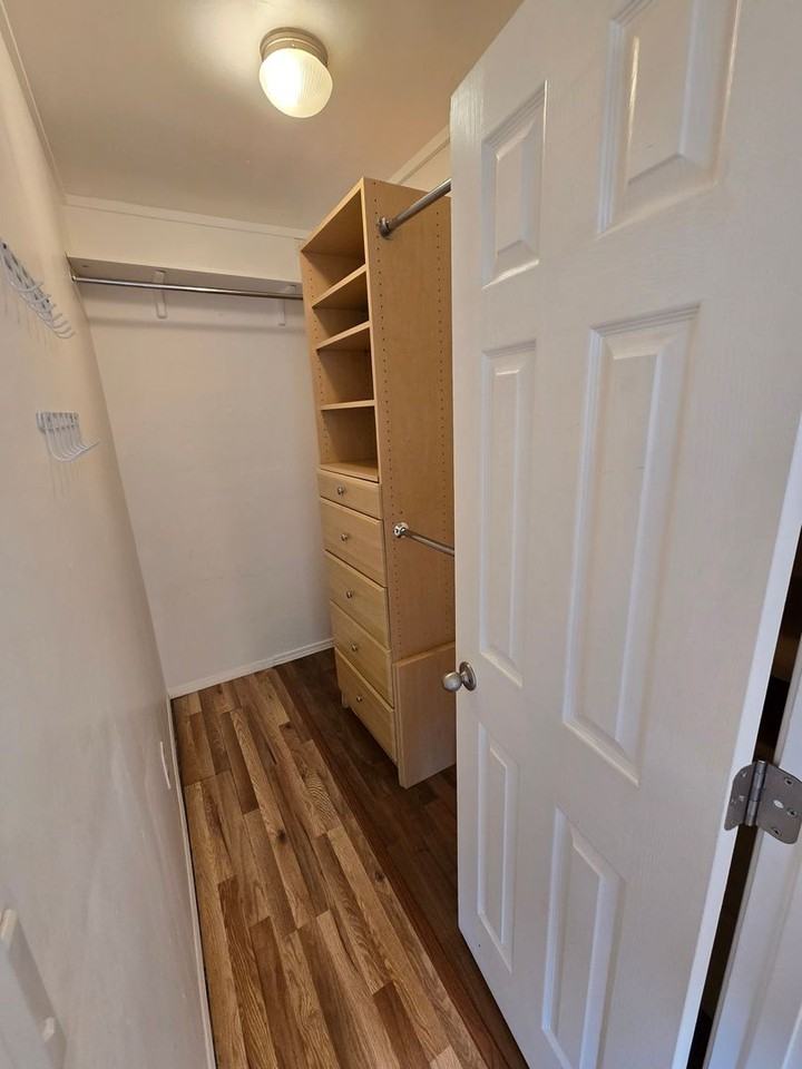 315 E Zuni Dr - Photo 4 of 38