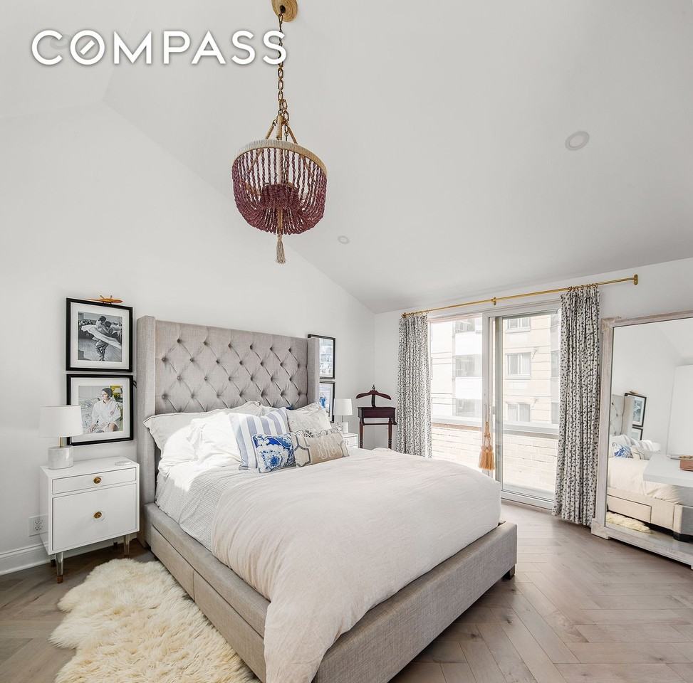 529 W 42nd St #9RR - Photo 6 of 11