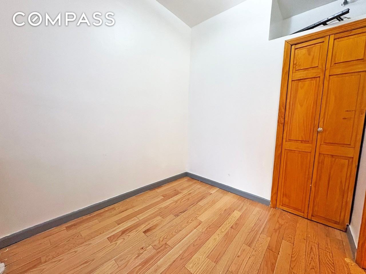 392 S 5th St #11 - Photo 7 of 10