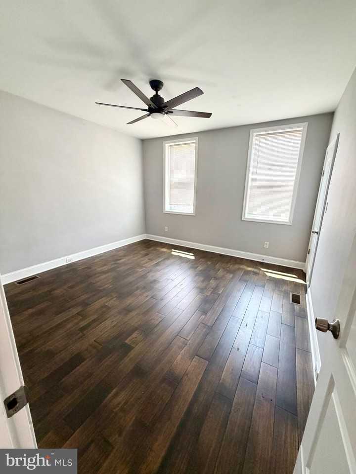523 Rappolla St - Photo 5 of 13