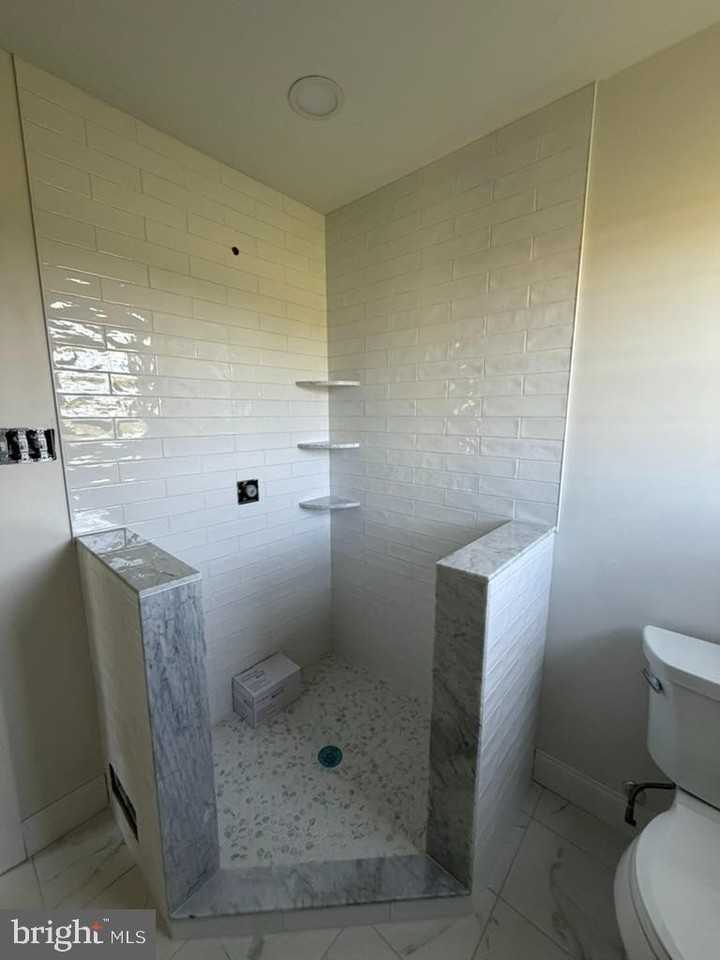 1036 Sweetbriar Rd - Photo 7 of 14
