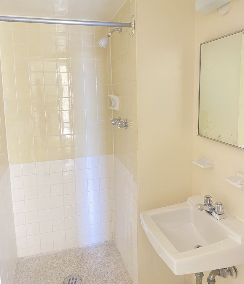 401 Princess Street #919 - Photo 5 of 5
