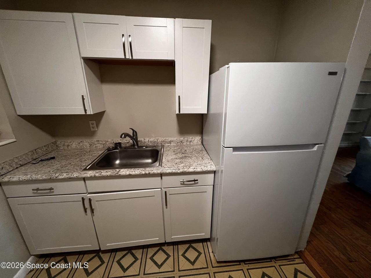 1199 Jordan Ct Ne #B - Photo 2 of 19