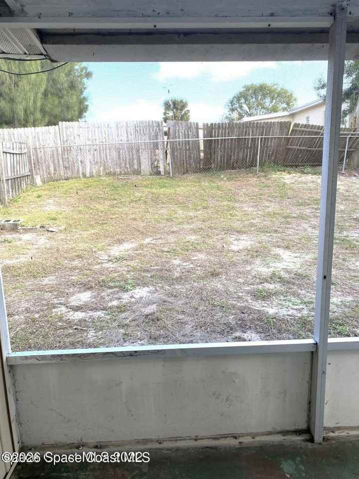 1199 Jordan Ct Ne #B - Photo 6 of 19