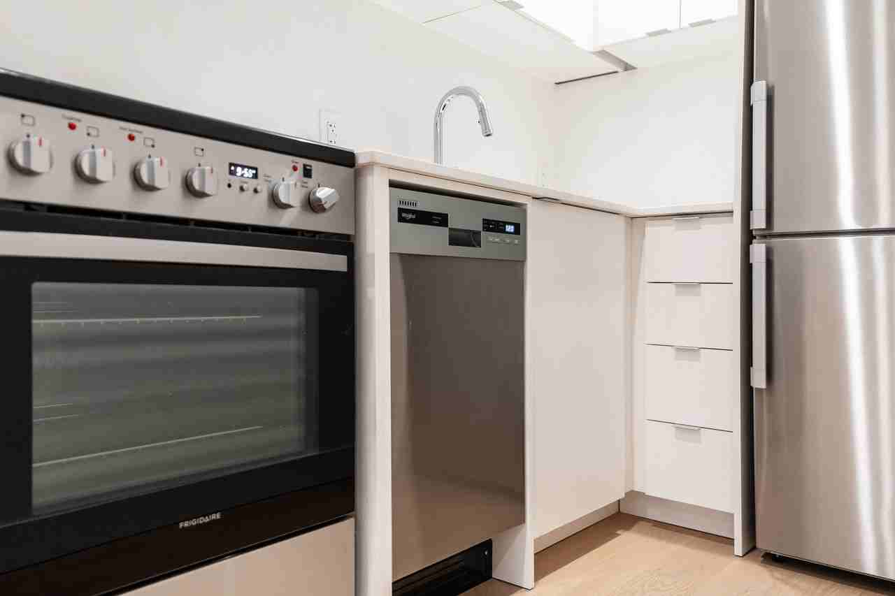 54 - 56 Maitland Street - Photo 2 of 50