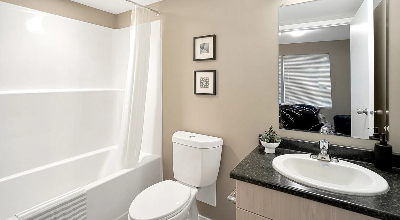 College Heights Apartments - Photo 7 of 17