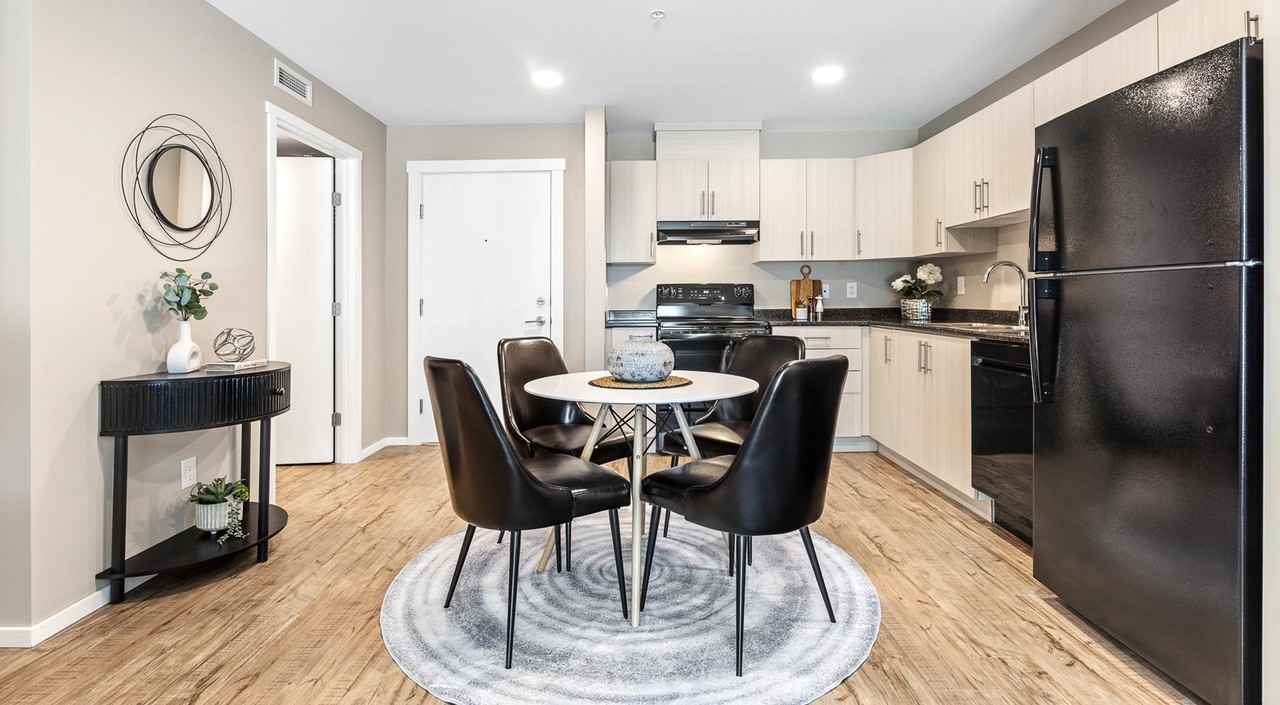 Trinity Crossing Apartments - Photo 7 of 22
